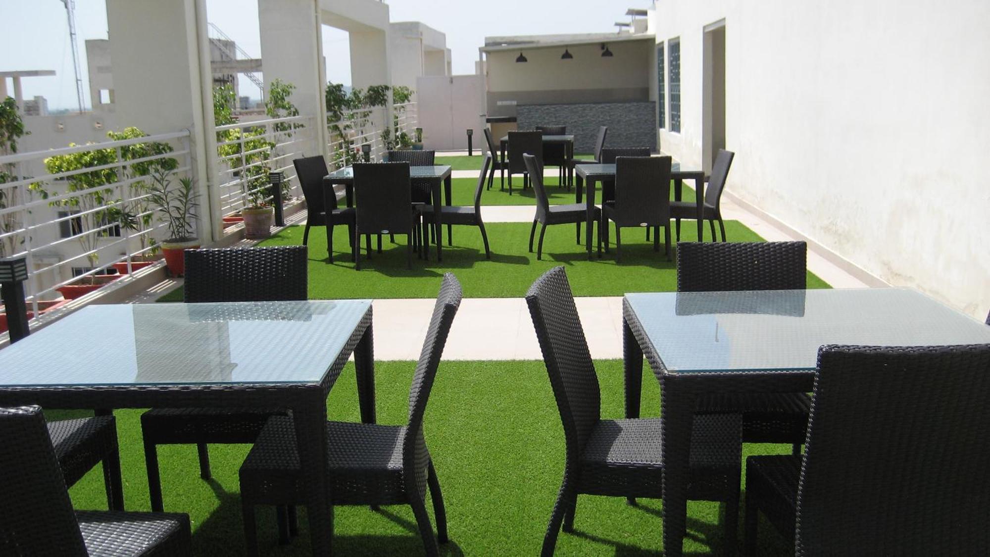 Starlit Suites Neemrana Luaran gambar