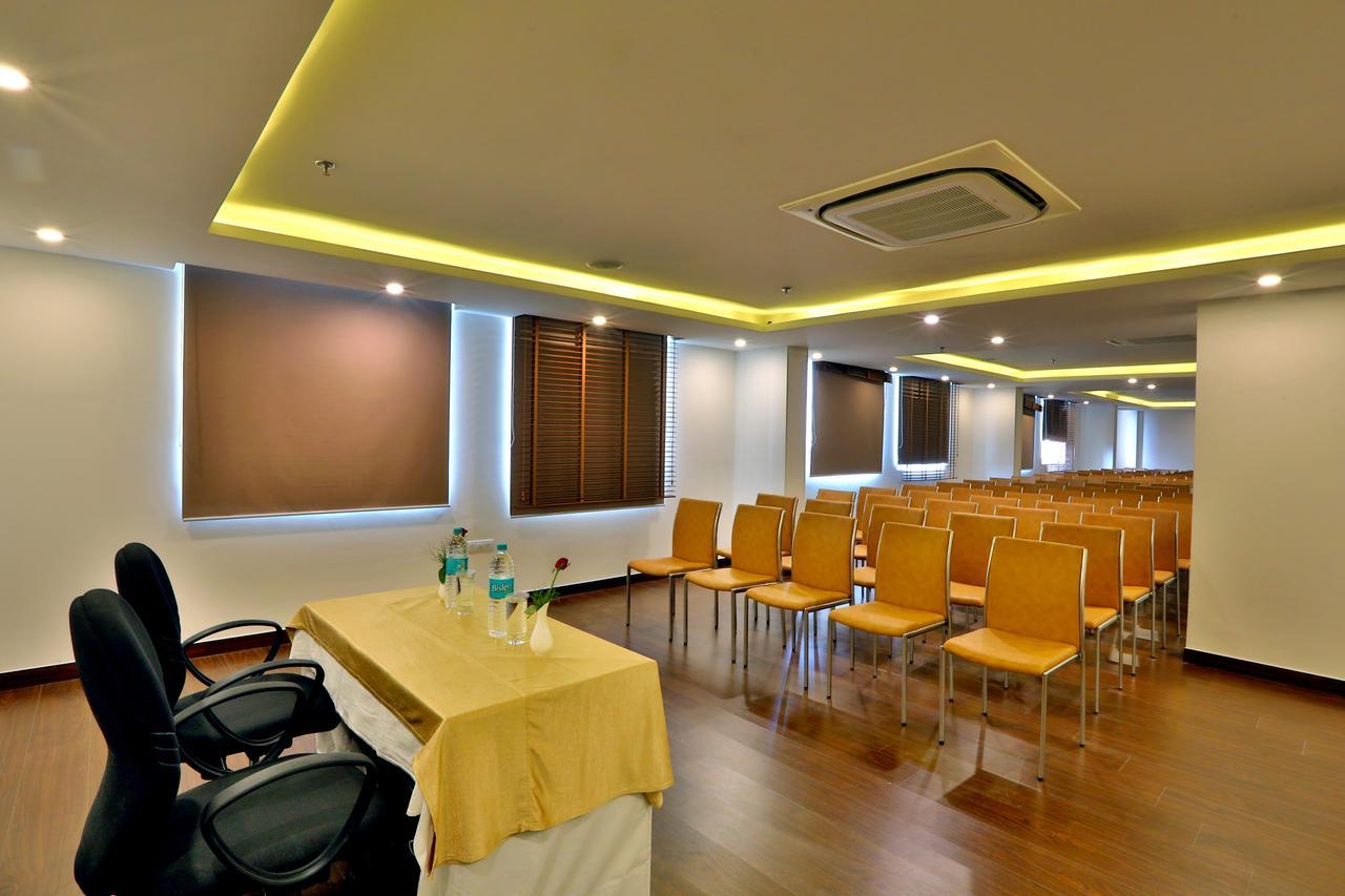 Starlit Suites Neemrana Luaran gambar